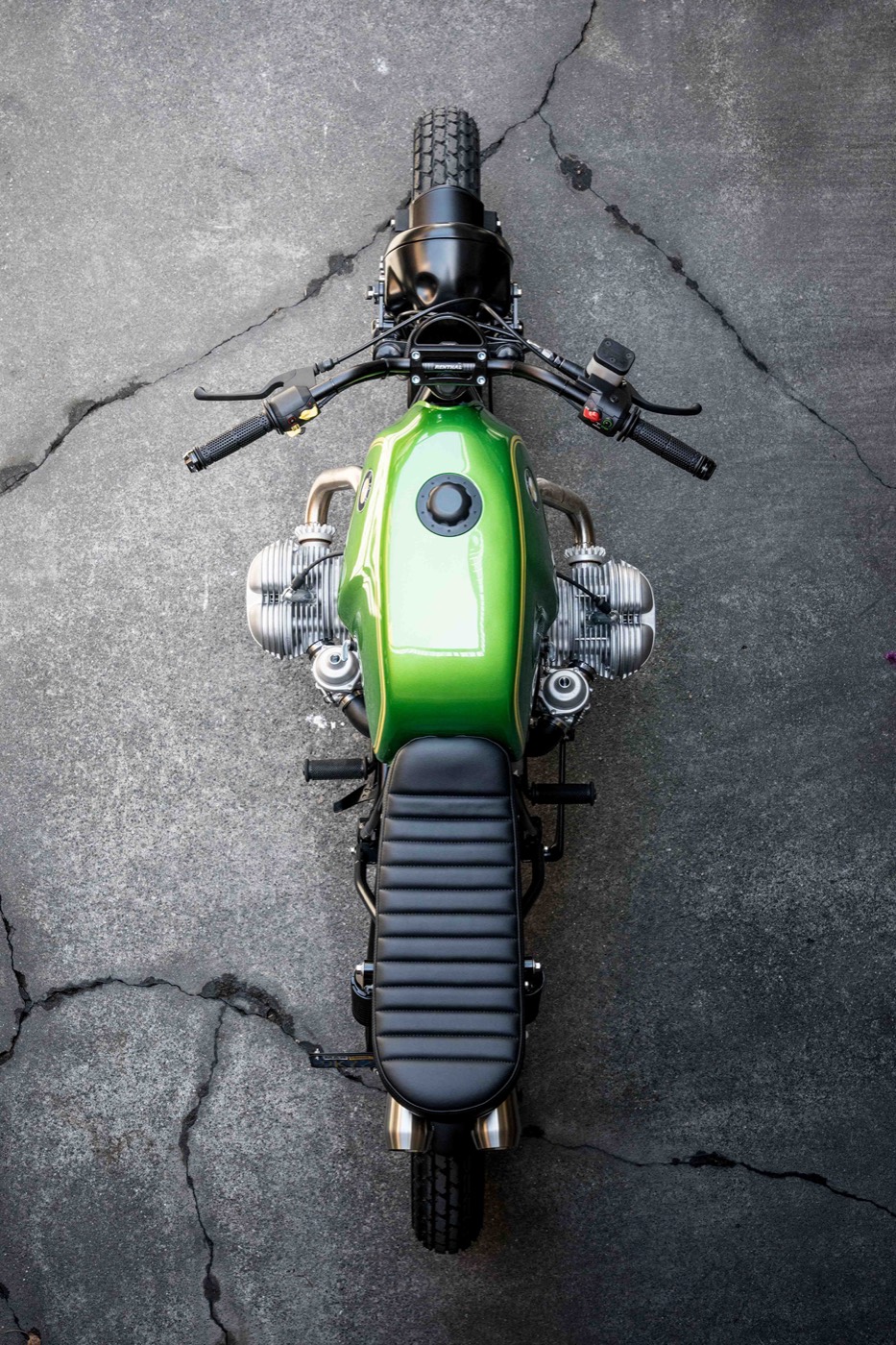 R75 Archive — 鍛錬の工程